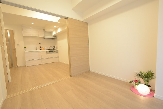 ライオンズマンション中野弥生町 LD~洋室1