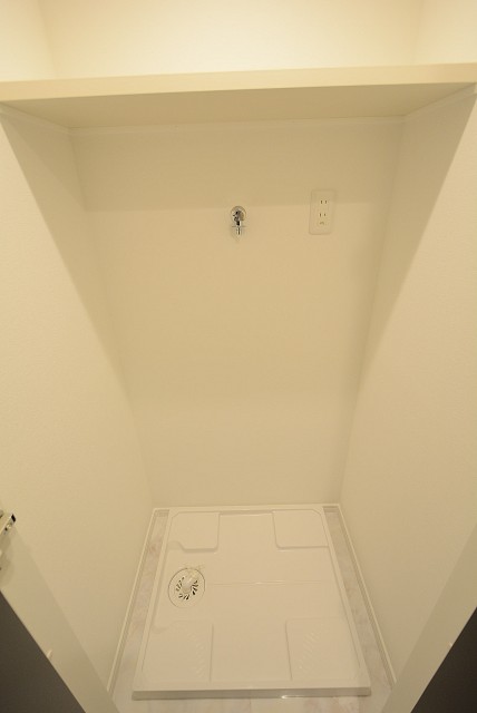 ライオンズマンション中野弥生町 洗濯機置場