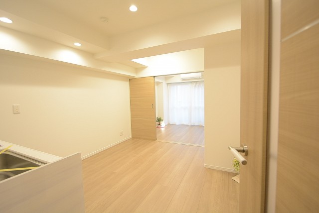 ライオンズマンション中野弥生町 LD~洋室1