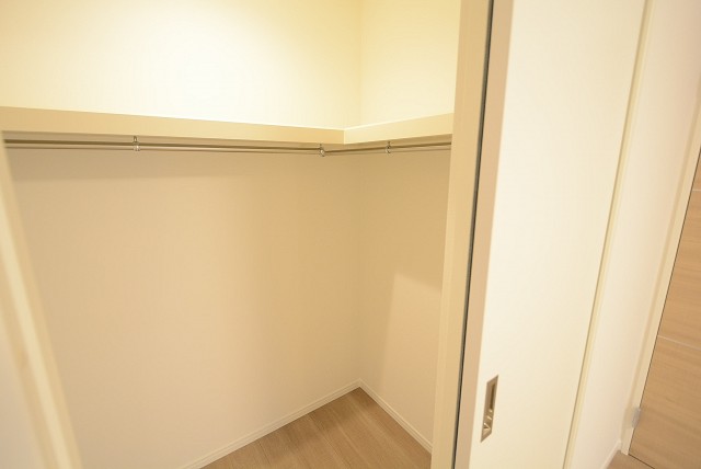 ライオンズマンション中野弥生町 洋室２