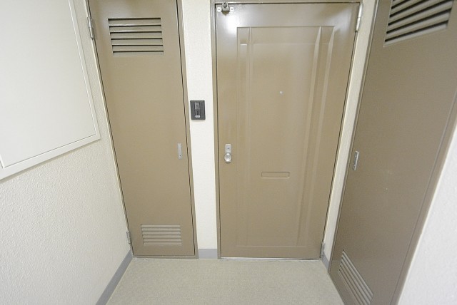 パラスト池尻大橋 玄関