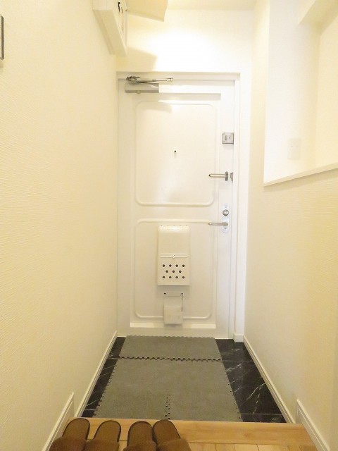 四谷フラワーマンション　玄関ホール