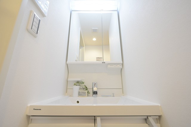 共栄デューク高輪 (30)洗面室