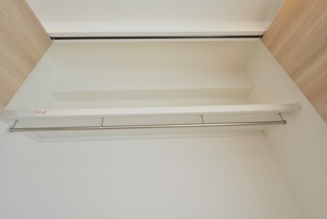 秀和第一南平台レジデンス 洋室