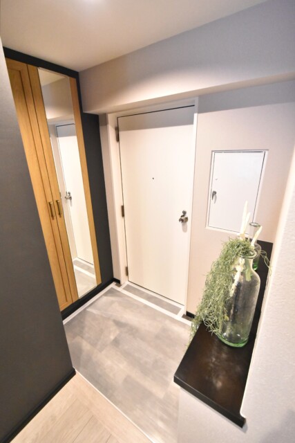 赤坂ロイヤルマンション 玄関