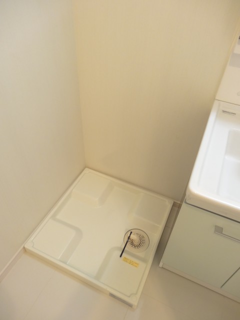 デューク高輪　洗濯機置場