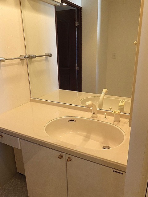 ダイアパレスシェルトワレ目黒　洗面化粧台