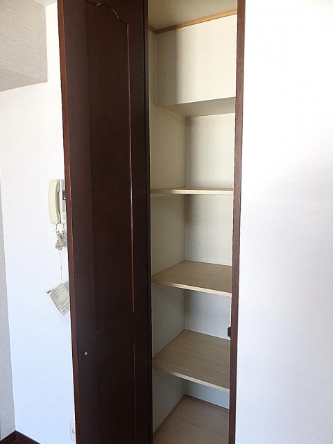 ダイアパレスシェルトワレ目黒　収納