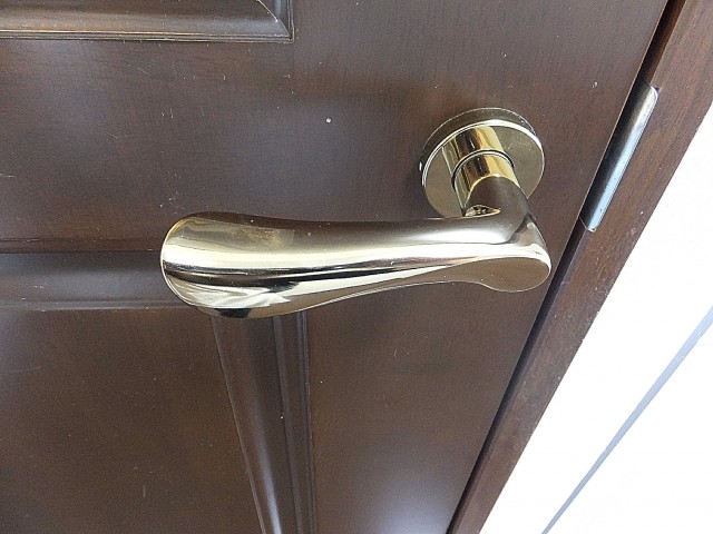 ダイアパレスシェルトワレ目黒　扉