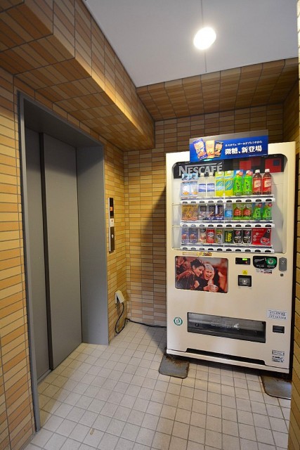 クローバー六本木　エレベーター