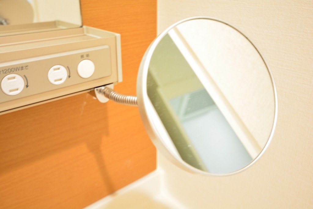 クローバー六本木　洗面鏡