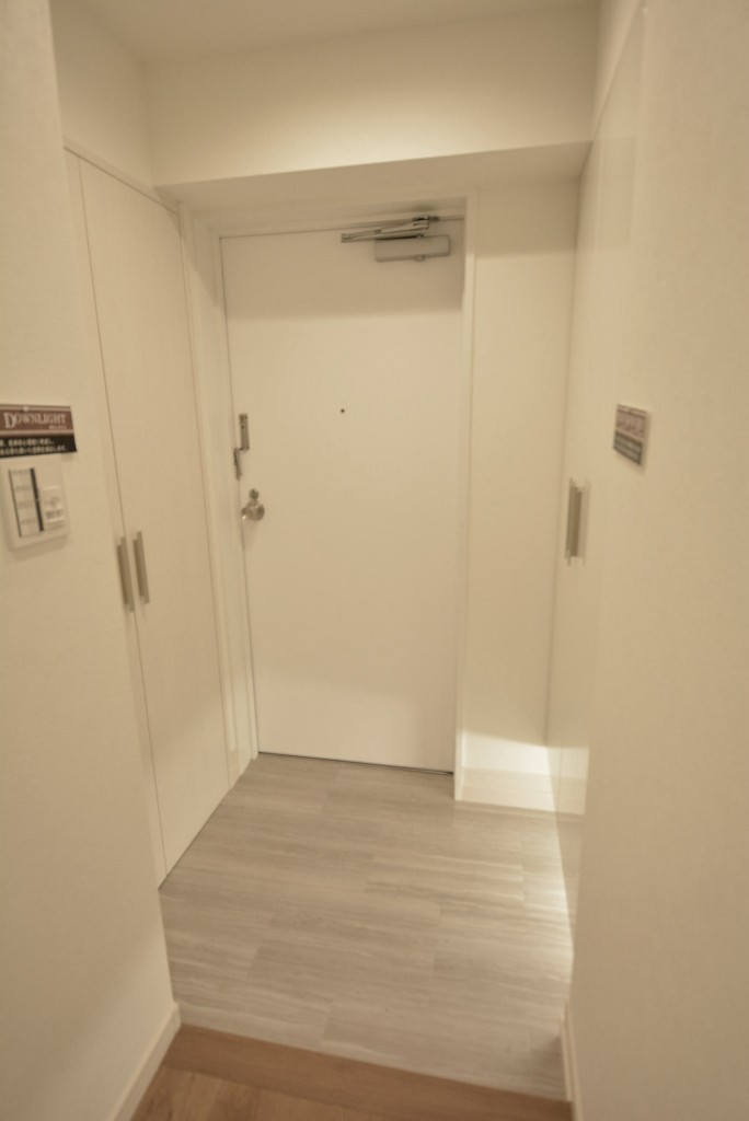 赤坂ロイヤルマンション　玄関ホール