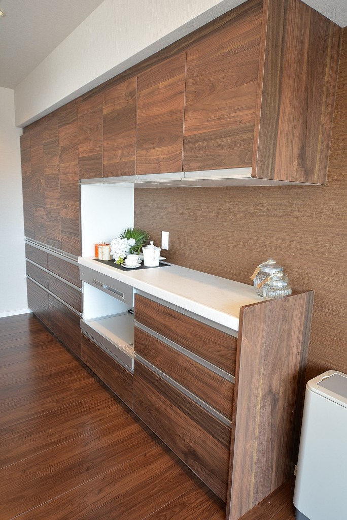 代官山マンション　カップボード