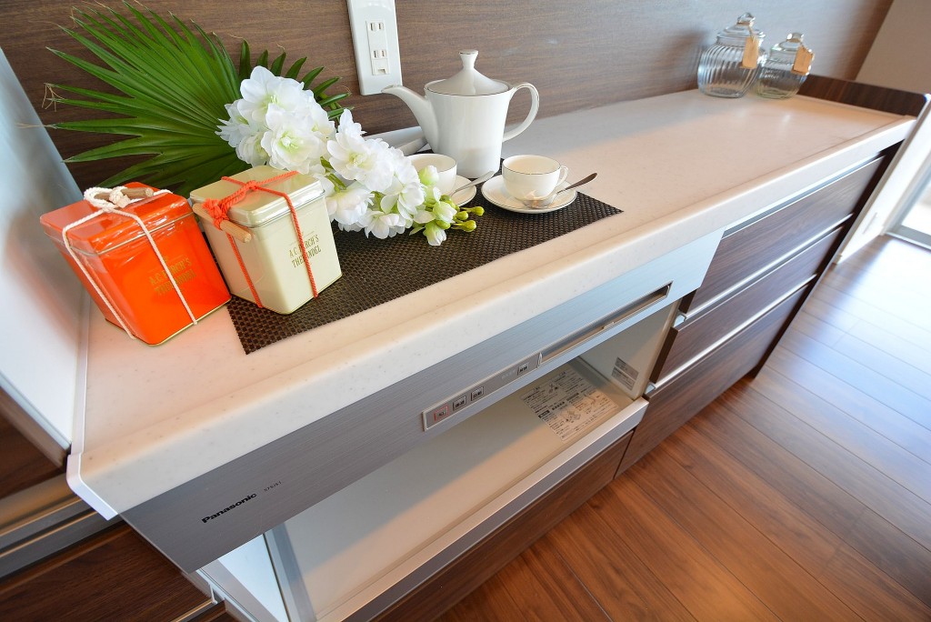 代官山マンション　カップボード