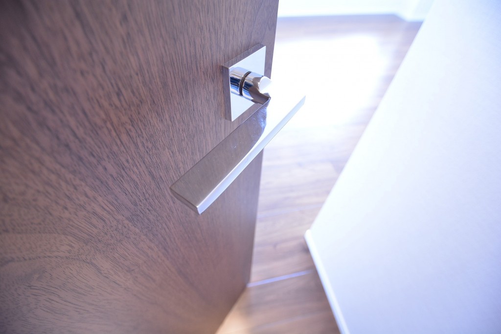 代官山マンション　洋室扉