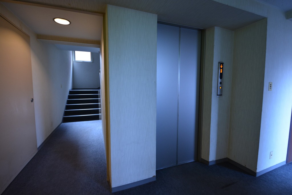 赤坂ロイヤルマンション　エレベーター