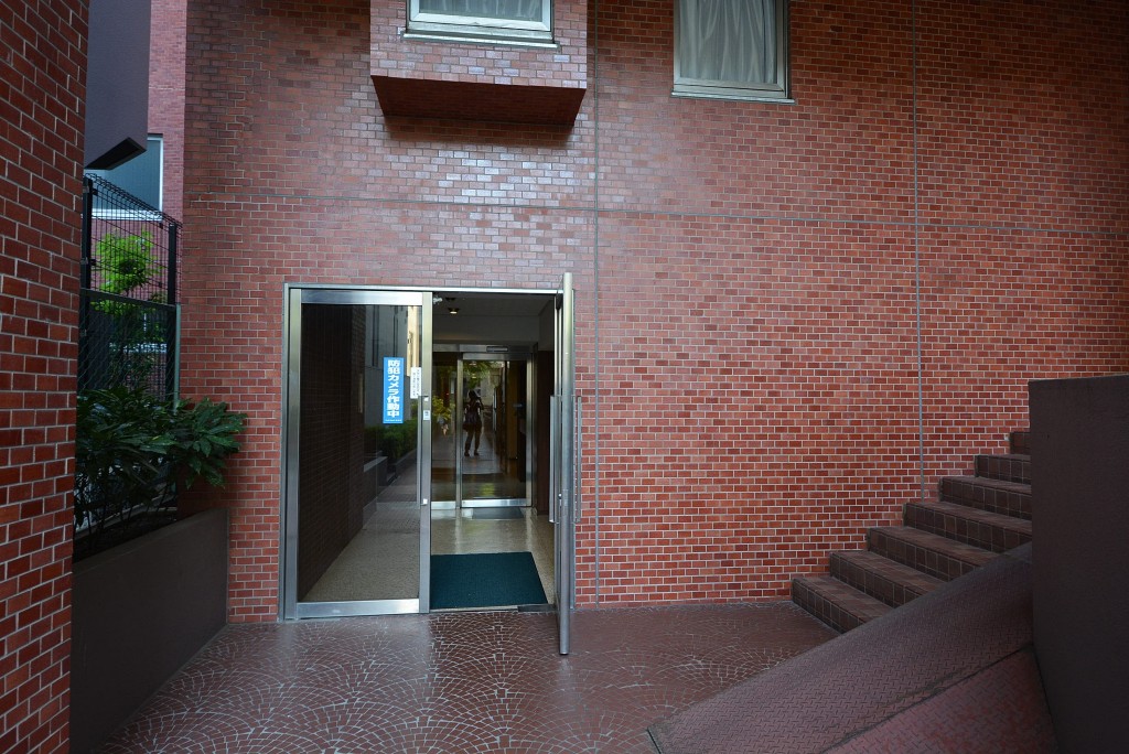 赤坂ロイヤルマンション　エントランス