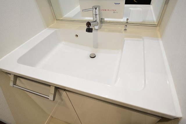 朝日三番町プラザ　洗面化粧台601