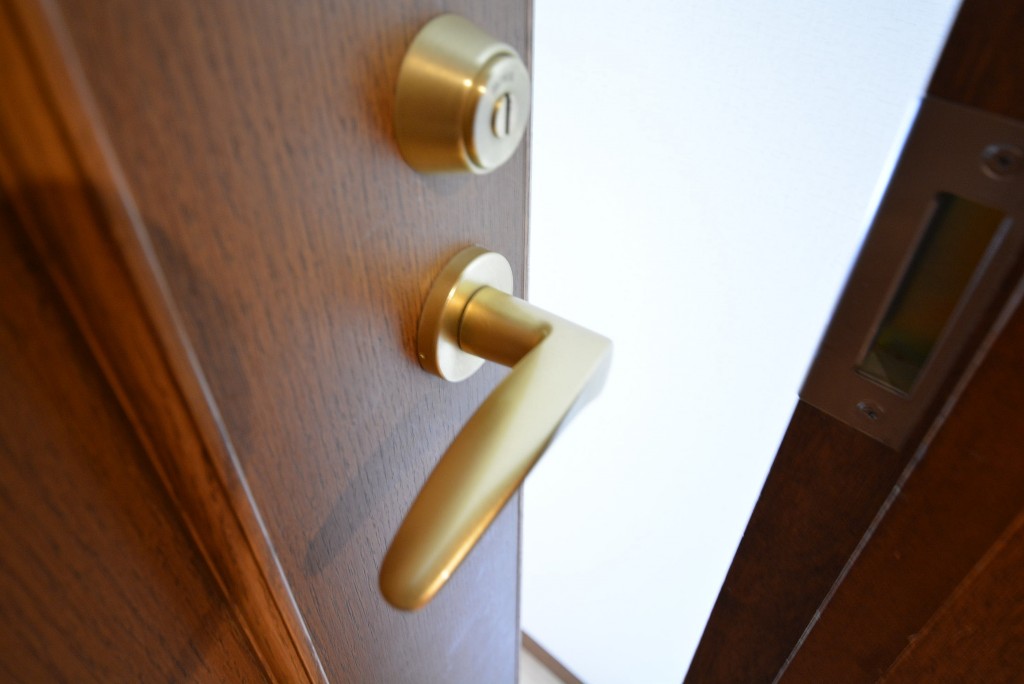 エステージ上野毛　洋室扉