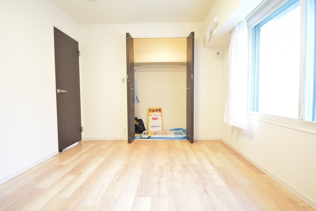 サングリア中目黒　洋室