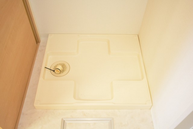 ライオンズマンション学芸大学　洗濯機置場308