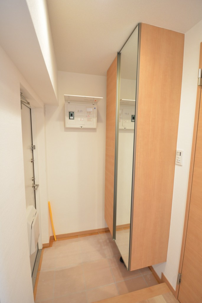 上馬マンション　玄関ホール