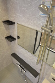 南平台マンション　バスルーム