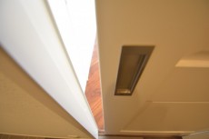 南平台マンション　洋室扉