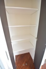 南平台マンション　洋室