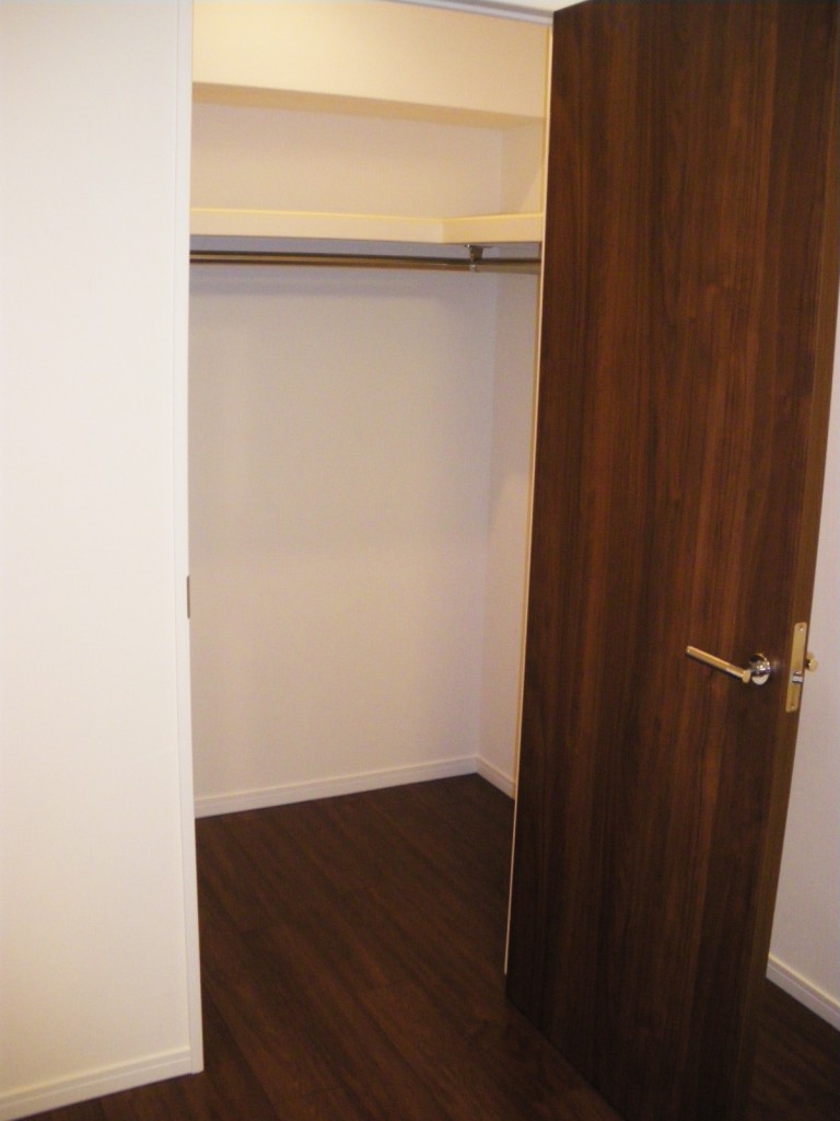 ファミール西新宿