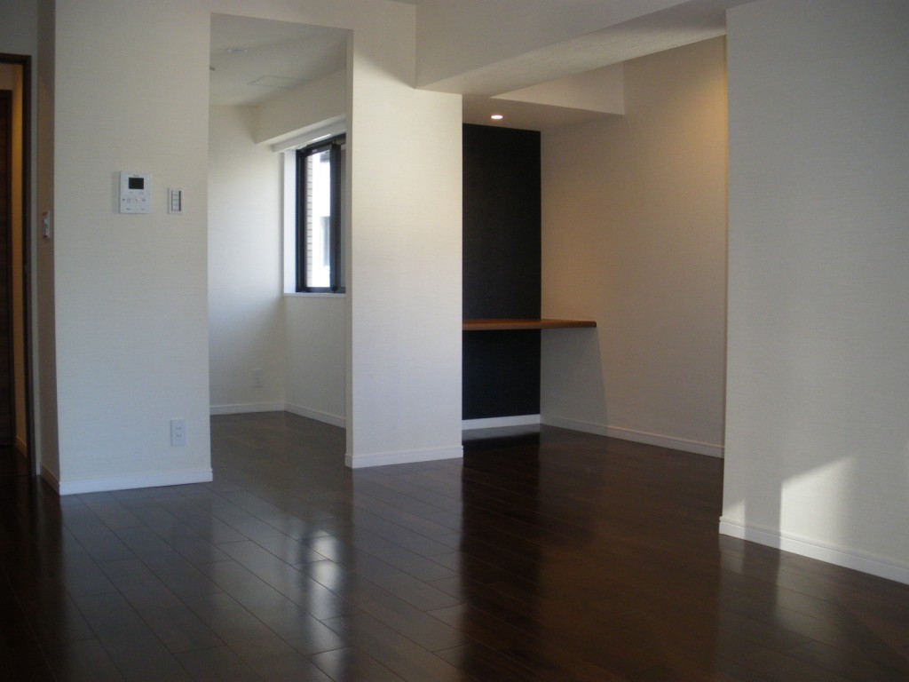 朝日三番町プラザ　リビングダイニングキッチン