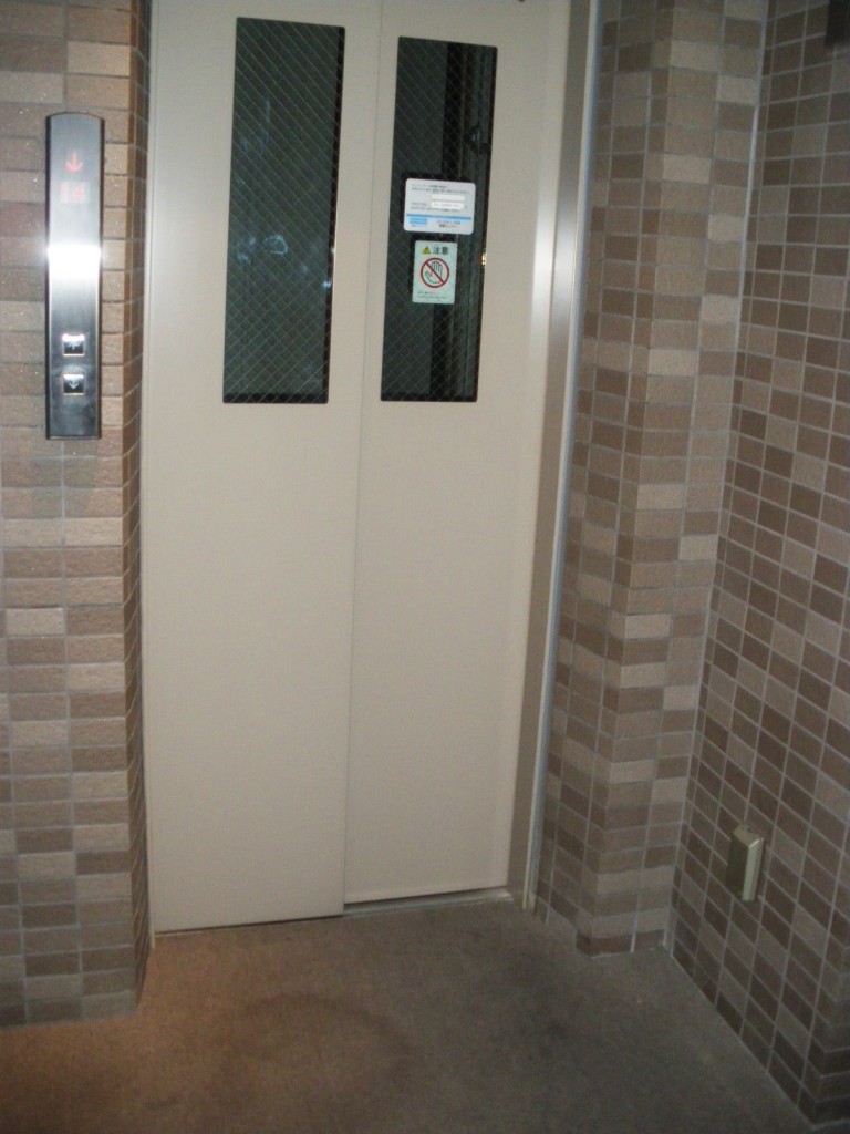 藤和シティホームズ西早稲田　エレベーター