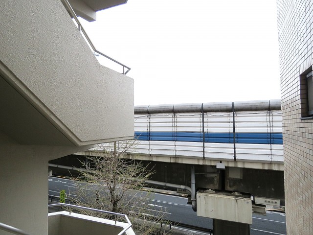 トーカンマンション深沢　共用廊下眺望