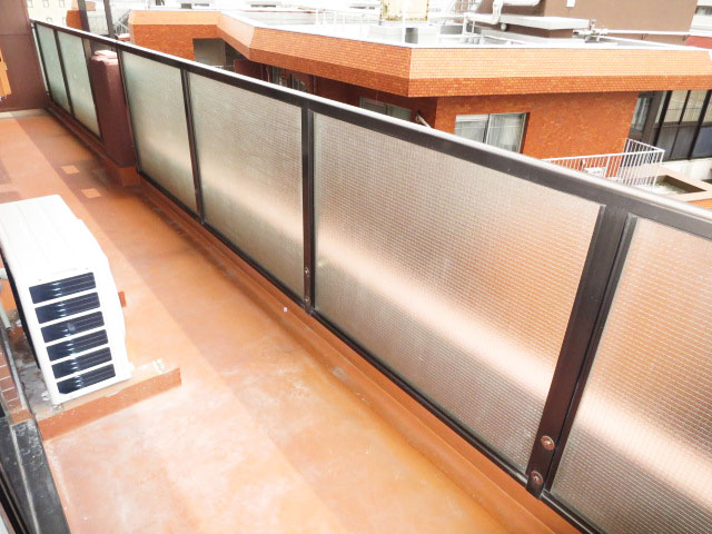 南西向きのバルコニー