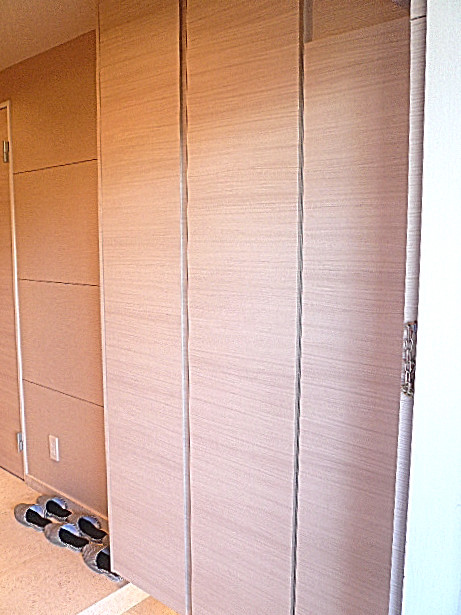 代官山マンション　たっぷり玄関収納。602