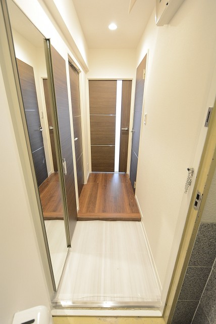 共栄デューク高輪 (3)玄関