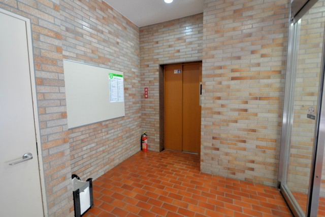 タイガー小石川ハイツ エントランス