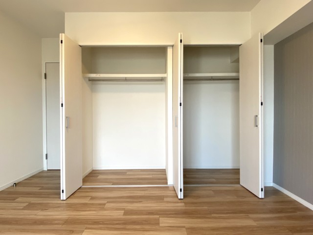 明大前グランドハイツ 洋室1