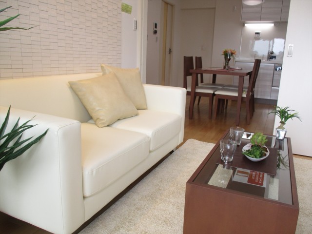 朝日千駄木マンション　LD8