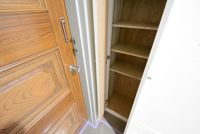 麻布狸穴ナショナルコート 玄関