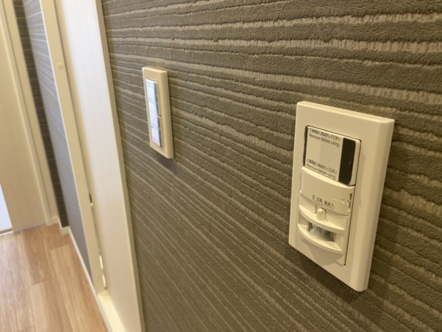 明大前グランドハイツ 玄関