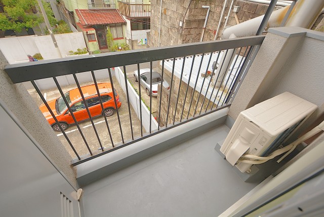 麻布狸穴ナショナルコート バルコニー