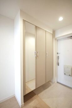 世田谷ハウス 玄関 世田谷ハウス 玄関