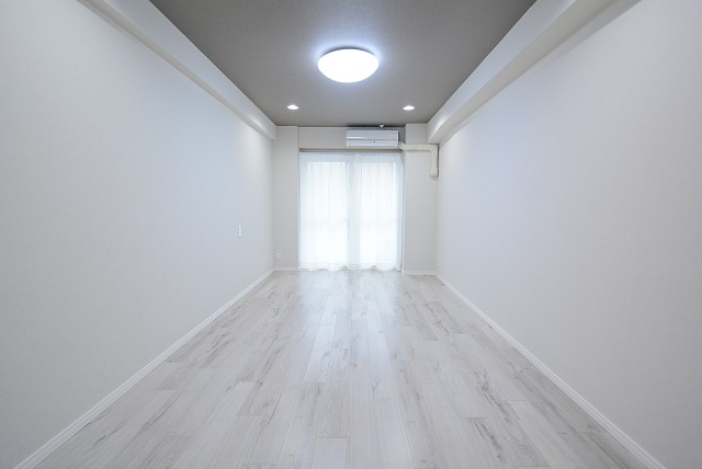 麻布狸穴ナショナルコート 洋室