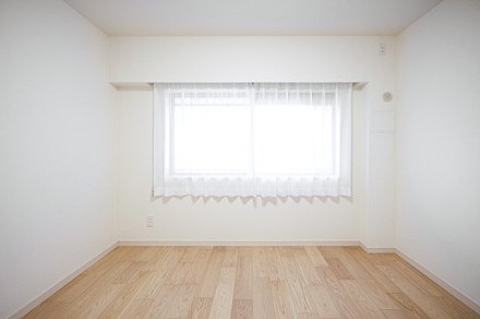 世田谷ハウス 洋室1