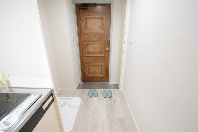 麻布狸穴ナショナルコート 玄関