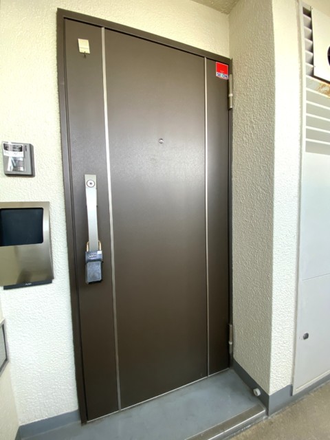 明大前グランドハイツ 玄関