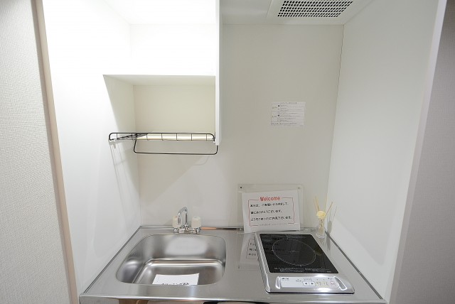 麻布狸穴ナショナルコート キッチン