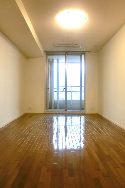 青山パークタワー　洋室約12.1帖