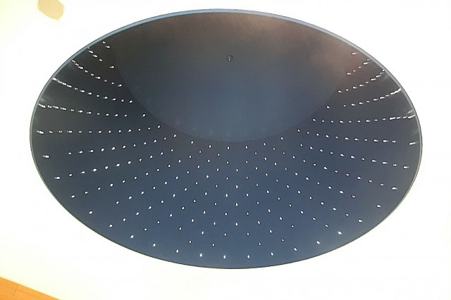 青山パークタワー　天井照明